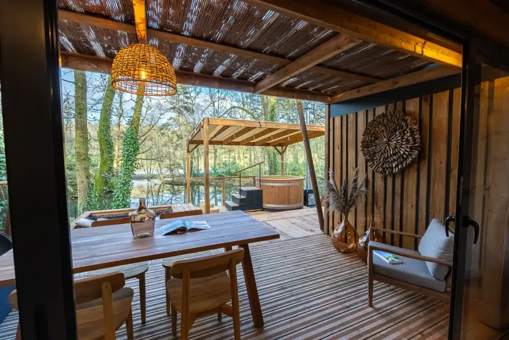 Vivez une expérience unique dans un cottage Super Premium avec jacuzzi dans le Morbihan